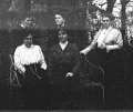 1900-1907 ca CHRISSY CROIL (m. Vlasto) PHOTOGRAPHS OF CROIL AND MITCHELL FAMILY Christian C. Croil (née Mitchell) perhaps seated right In or near Milwaukee or the St Lawrence River near Montreal 02